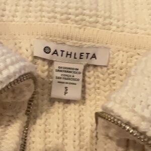 ❤️Athleta S P 1/4 zip heavy sweater❤️